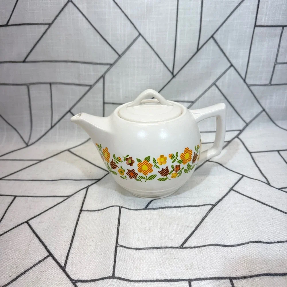 McCoy Teapot Small White Vintage Floral 40 USA Pottery Ceramic 1970s